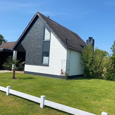 Traumhaftes Geraeumiges Ferienhaus In Meernaehe Bruinisse Exterior foto